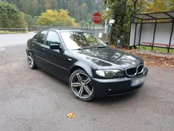 Schwarz Gebraucht 2004 BMW 320 Sport Line Limousine | 1.900 € (Guter Preis)
