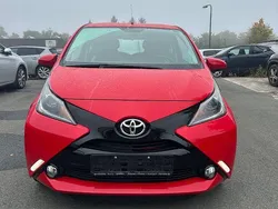 Rot Gebraucht 2016 Toyota Aygo Kleinwagen | 5.500 € (Guter Preis)