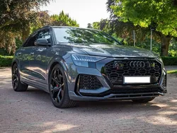 Grau Gebraucht 2022 Audi RS Q8 Sport SUV | 109.900 € (Fairer Preis)