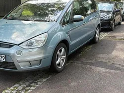 Blau Gebraucht 2010 Ford S-MAX S Van / Kleinbus | 5.500 € (Guter Preis)
