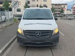 Weiß Gebraucht 2015 Mercedes Vito Van / Kleinbus | 8.990 € (Fairer Preis)