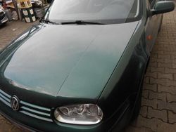 Grün Gebraucht 1998 VW Golf IV Trendline Limousine | 989 € (Superpreis)