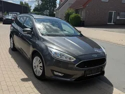 Grau Gebraucht 2016 Ford Focus Business Edition Limousine | 5.200 € (Guter Preis)