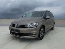 Titanium beige Gebraucht 2018 VW Touran Join Van / Kleinbus | 18.390 € (Fairer Preis)
