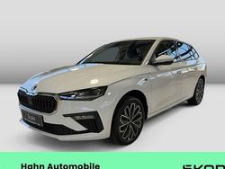 Weiß Gebraucht 2024 Skoda Scala Tour Kleinwagen | 26.390 € (Etwas zu teuer)