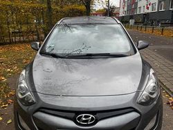 Grau Gebraucht 2014 Hyundai i30 Classic Kombi | 7.400 € (Fairer Preis)