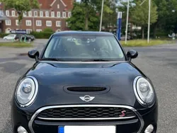 Schwarz Gebraucht 2017 Mini Cooper S Kleinwagen | 15.300 € (Guter Preis)