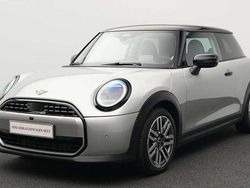 Grau Gebraucht 2024 Mini Cooper Classic Kleinwagen | 24.351 € (Guter Preis)