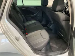 Weiß Gebraucht 2022 Skoda Kamiq Tour SUV | 18.700 € (Guter Preis)