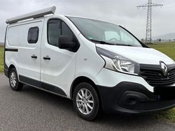 Weiß Gebraucht 2016 Renault Traffic Van / Kleinbus | 8.000 €