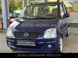 Blau Gebraucht 2001 Opel Agila Comfort Limousine | 1.990 € (Etwas zu teuer)