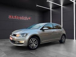 Silber Gebraucht 2016 VW Golf VII Allstar Limousine | 12.890 € (Fairer Preis)