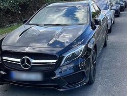 Schwarz Gebraucht 2016 Mercedes GLA45 AMG AMG SUV | 24.950 € (Fairer Preis)