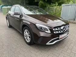 Braun Gebraucht 2018 Mercedes GLA200 SUV | 18.950 € (Guter Preis)