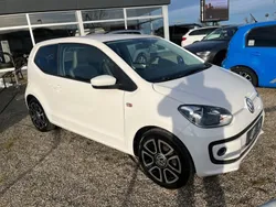 Weiß Gebraucht 2014 VW up! move up! Kleinwagen | 8.990 € (Teuer)
