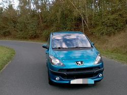 Blau Gebraucht 2008 Peugeot 1007 Kleinwagen | 2.800 € (Fairer Preis)