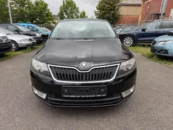 Schwarz Gebraucht 2014 Skoda Rapid Ambition Limousine | 7.999 € (Fairer Preis)