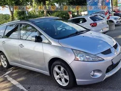 Silber Gebraucht 2008 Mitsubishi Grandis Van / Kleinbus | 5.500 €