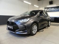 Grau Gebraucht 2023 Mazda 2 Comfort | 18.780 € (Superpreis)