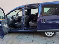 Blau marine Gebraucht 2013 Dacia Dokker Ambiance Van / Kleinbus | 3.990 € (Superpreis)