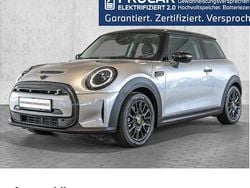 Silber Gebraucht 2023 Mini Cooper SE Classic Kleinwagen | 18.680 € (Guter Preis)