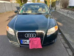 Grün Gebraucht 2007 Audi A4 Limousine | 1.999 € (Superpreis)