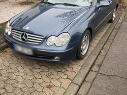 Blau Gebraucht 2002 Mercedes CLK240 Elegance Coupé | 3.700 € (Guter Preis)