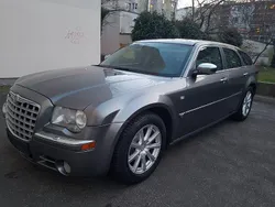 Grau Gebraucht 2006 Chrysler 300C Touring Kombi | 3.650 € (Etwas zu teuer)