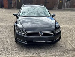 Schwarz Gebraucht 2018 VW Passat Comfortline Kombi | 16.500 € (Fairer Preis)