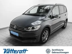 Grau Gebraucht 2024 VW Touran Move Van / Kleinbus | 40.756 € (Teuer)
