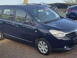 Blau Gebraucht 2016 Dacia Lodgy Basis Van / Kleinbus | 5.999 € (Superpreis)