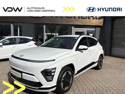 Serenity white (weiß) Gebraucht 2024 Hyundai Kona Trend SUV | 29.990 € (Superpreis)