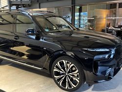 Schwarz (saphirschwarrz metallic) Gebraucht 2024 BMW X5 Comfort Edition SUV | 84.900 €