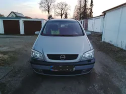Silber Gebraucht 2000 Opel Zafira Van / Kleinbus | 2.500 € (Etwas zu teuer)