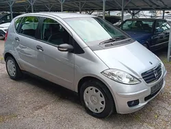 Silber Gebraucht 2007 Mercedes B150 Van / Kleinbus | 4.750 € (Fairer Preis)