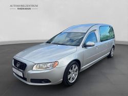 Silber Gebraucht 2010 Volvo V70 Kombi | 19.999 €