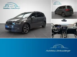 Grau Gebraucht 2023 VW Touran Comfortline Van / Kleinbus | 29.690 € (Fairer Preis)