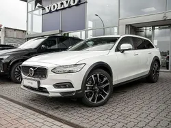 Crystal weiss Gebraucht 2024 Volvo V90 CC Plus Kombi | 49.890 € (Superpreis)