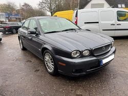 Grün Gebraucht 2009 Jaguar X-type Limousine | 6.690 € (Fairer Preis)