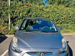 Grau Gebraucht 2014 Hyundai ix20 Kleinwagen | 5.900 € (Fairer Preis)