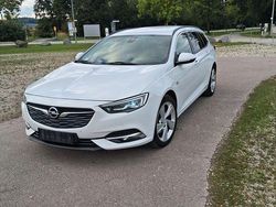Weiß Gebraucht 2018 Opel Insignia Business Kombi | 12.999 € (Fairer Preis)