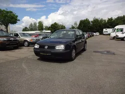 Schwarz Gebraucht 2001 VW Golf IV Basis Limousine | 990 € (Fairer Preis)