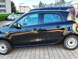 Schwarz Gebraucht 2022 Smart ForFour Electric Drive Limousine | 10.710 € (Fairer Preis)
