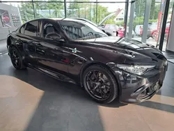 Schwarz Gebraucht 2022 Alfa Romeo Giulia Quadrifoglio Limousine | 68.900 € (Superpreis)