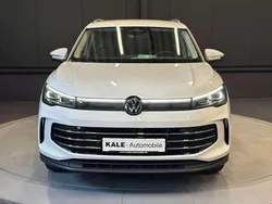 Weiß (pure white) Gebraucht 2024 VW Tiguan IQ Drive SUV | 38.490 € (Guter Preis)