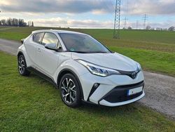 Weiß Gebraucht 2020 Toyota C-HR Team SUV | 21.600 € (Fairer Preis)