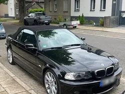 Schwarz Gebraucht 2002 BMW 325 Cabriolet M Sport Cabrio | 9.500 € (Teuer)