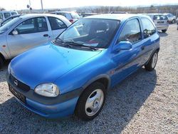 Blau metallic Gebraucht 1997 Opel Corsa Limousine | 1.300 € (Fairer Preis)