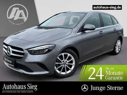 Mountaingrau Gebraucht 2021 Mercedes B180 Progressive Van / Kleinbus | 26.944 € (Fairer Preis)