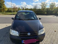 Schwarz Gebraucht 2005 Fiat Punto Kleinwagen | 600 € (Guter Preis)